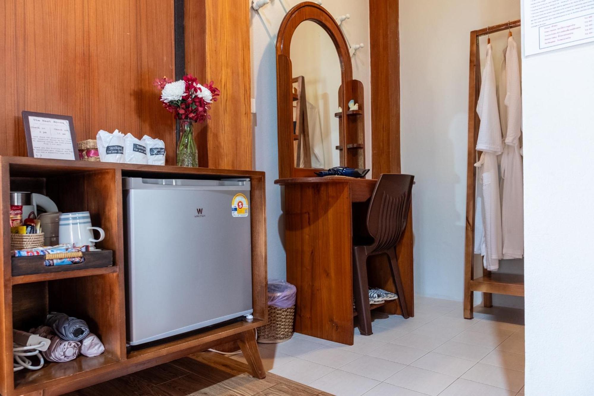 The Nest House Hotel Пай Екстериор снимка