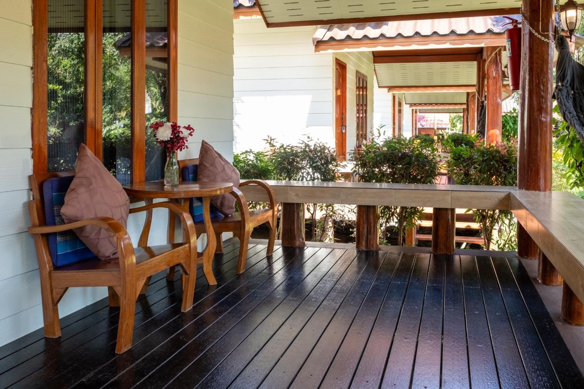 The Nest House Hotel Пай Екстериор снимка